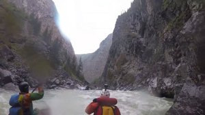 Башкаус, порог №162 "Камикадзе" | Rafting the rapids "Kamikaze" on the Bashkaus river (Lower gorge)