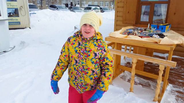 Детский ВЛОГ | Дима и Маша гуляют по льду Байкала в Листвянке смотреть онлайн