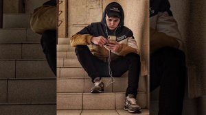 Попытка спеть слова песни Finik  "Я не богатый , я не блатной..."