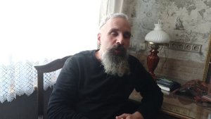 Подклад под дверью
