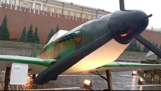 КРАСНАЯ ПЛОЩАДЬ - Музей Инсталяций Военного Парада 7 ноября 1941 года. смотреть онлайн