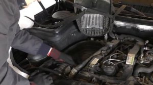 Mercedes-Benz GLK X204 220 CDI 4MATIC engine filter replacement / Замена фильтра двигателя