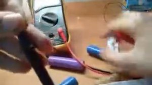 Как зарядить литий-ионные аккамуляторы 18650 с помощью Power-bank'a.