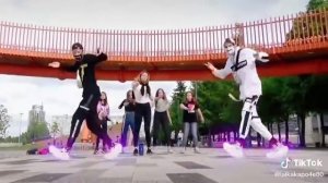 Классные танцы в тик ток