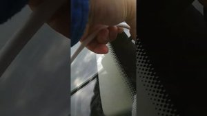Вместо уплотнителя лобового стекла