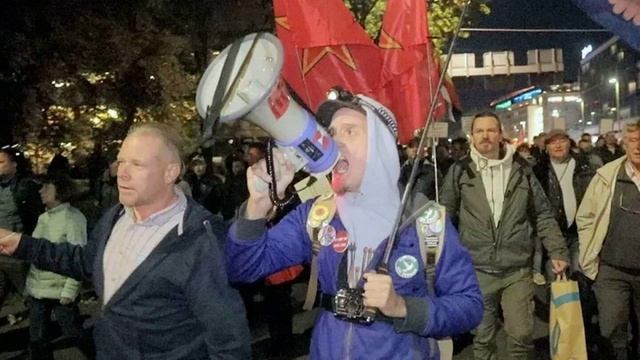 Демонстранты в Лейпциге назвали украинцев нацистами и потребовали покинуть Германию