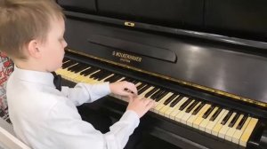 Назарова Вариации на тему русской народной песни "Пойду ль я , выйду ль я.." исп. Воронин Николай