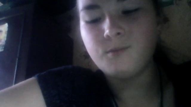 Красивая девушка читает собственное стихотворение!!! смотреть онлайн