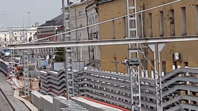 улица Новая Басманная, Горбатый мостик, нечетная сторона.
