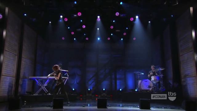 Lindsey Stirling on Conan (October 24th, 2013) *HD* смотреть онлайн