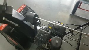 Бензиновый снегоуборщик Калибр СНУБ - 6,5/62ЕД