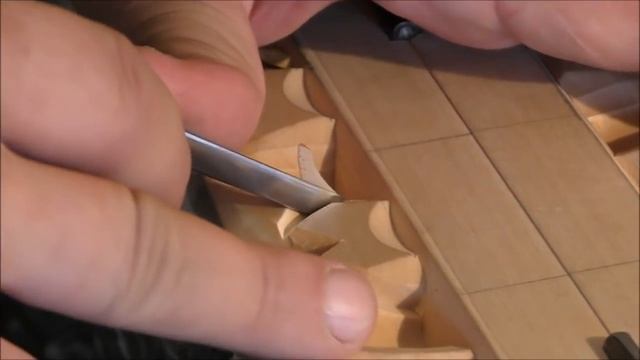 Геометрическая резьба по дереву уроки. Резьба по дереву видео уроки.