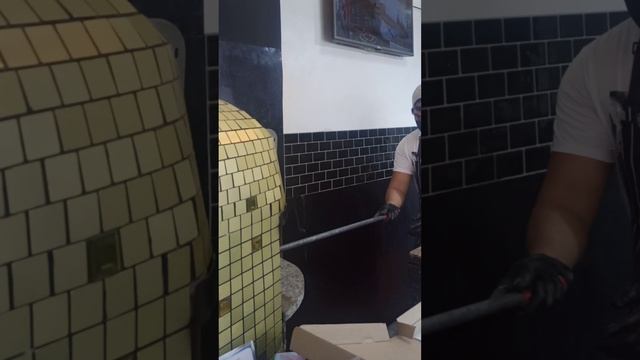 A day in a pizza shop at H'urno ?? смотреть онлайн