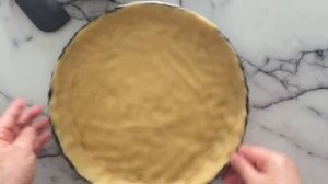 Песочный пирог с повидлом. Сладкая выпечка к чаю очень вкусная.  Sand pie with jam.