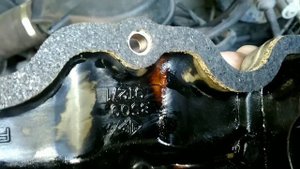 Замена прокладки крышки клапанов Opel Kadett 1.8 L ??