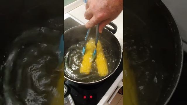 ВАРЕНАЯ КУКУРУЗА смотреть онлайн