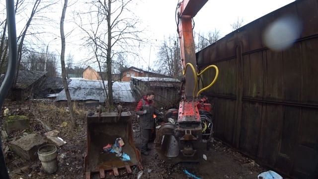 Установка вибропогружателя MOVAX SPH 80 на экскаватор Hitachi zx330 смотреть онлайн