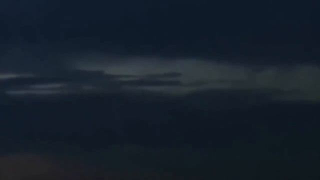 Уникальное явление было заснято над областью Кокимбо в Чили 23 апреля 2018 года. смотреть онлайн