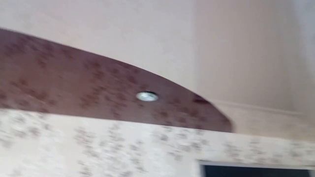 Наши работы. Мирноград. м-н Светлый 9. Спайка . Цвет : 555\507 . Карниз по плёнке , девять софитов. смотреть онлайн