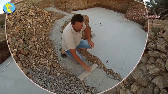 Фундамент под дом. Первичный бетон. Лента для надежной установки опалубки. смотреть онлайн