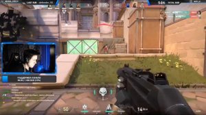 Как играть на бриче в валорант. Геймплей видеомонтаж (How to play on Breach in VALORANT?)