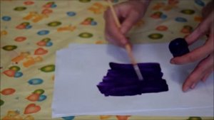 цветные отпечатки ручки и ножки ребенка