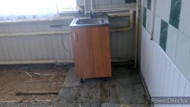 Демонтаж труб отопления.