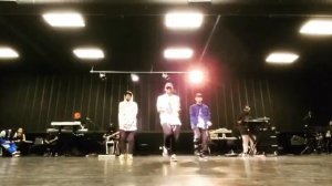 OMARION REHEARSAL DANCE - "O"