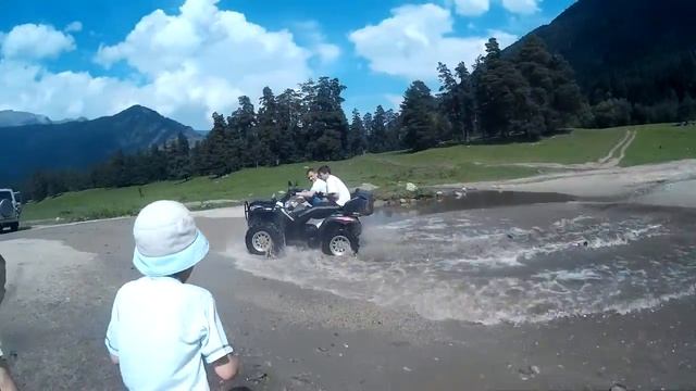 Panda 500cc в горах Архыза :) смотреть онлайн