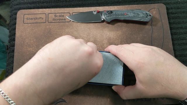 Today's Mail Unboxing!! NEW BENCHMADE CUSTOM SHOP BUGOUT!!! смотреть онлайн