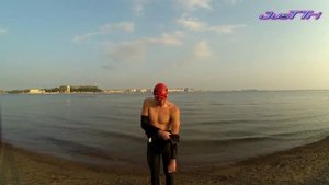 JusTTri - полезные советы (Как правильно снимать гидрокостюм?)