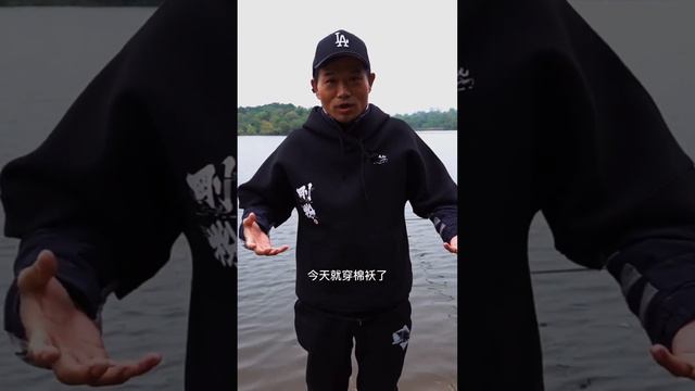 【鄧剛釣魚】聽說這個水庫巨物鰱鳙很多，今天來試試沒想到鰱鳙連竿，差點被拽進水裡！【天元邓刚】