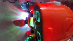 Робот танцует.??Наша детская игрушка.