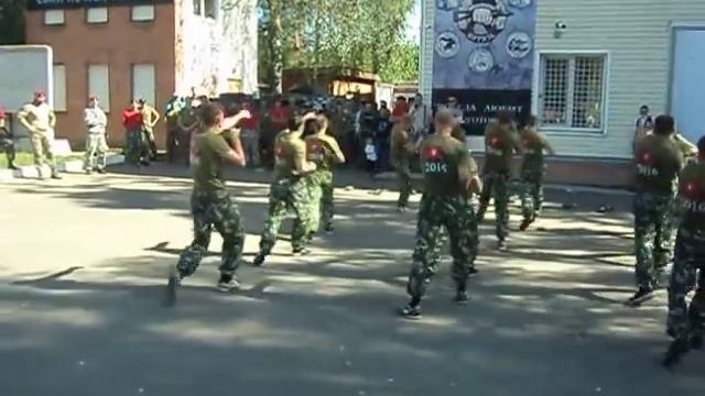 Сдача на краповый берет 2016 ( Комплексы рукопашнго боя) смотреть онлайн