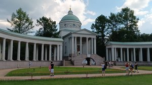 Прогулки по Москве. Усадьба "Архангельское". Часть 4. Колонала-усыпальница. Что внутри?