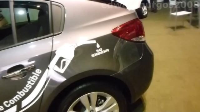 2014 Chevrolet Cruze Hatchback 2014 video versión Colombia смотреть онлайн