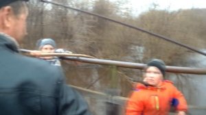 РыбалкА НА ПодъемниК паук.Рыбалка весной.Карась весной на мосту.