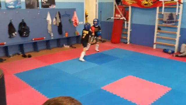 Спаринги клуб форма рукопашный бой смотреть онлайн