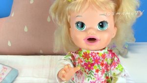 Почему Сара не Хочет Идти в Бассейн? Мультики Как Мама Играет в Куклы Беби Элайв 108мама тв