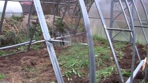 Осенняя подготовка к весне.  Перенос теплицы.