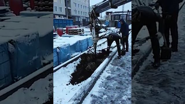 Машиное бурение под закладные детали фундамента опор освещения