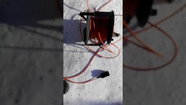 Жесть! Удлинитель не выдержал нагрузки смотреть онлайн