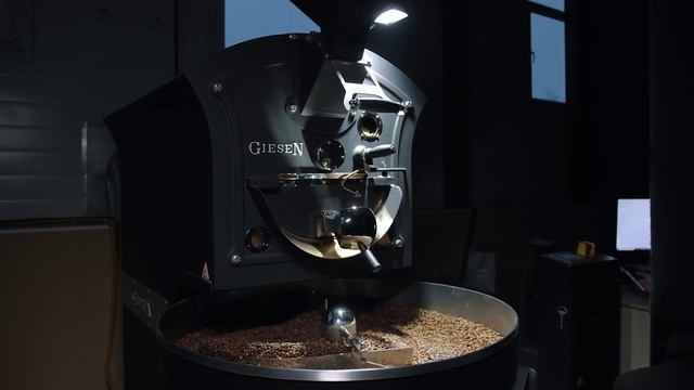 ПРОЦЕСС ОБЖАРКИ КОФЕ В X COFFEE ROASTERS