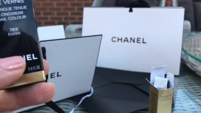 Chanel покупки-лак для ногтей Egerie, лосьон и подарочки смотреть онлайн