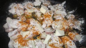 Мясо осьминога в сливочном соусе