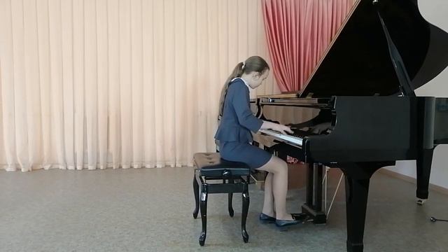 В Испании. Д. Толстой Русяева Любовь 11 лет смотреть онлайн