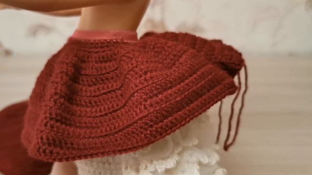 Платье с турнюром для куклы Паола Рейна крючком, часть 2 - верхняя юбка, мастер-класс смотреть онлайн