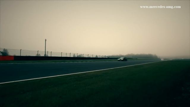 Stratstone Mercedes-Benz TV The AMG Moscow International Raceway.mp4 смотреть онлайн