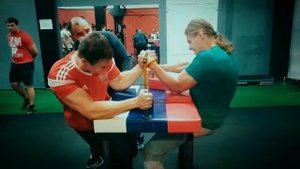 #АРМРЕСТЛИНГ #ARMWRESTLING ВЕРХ ПРОТИВ КРЮКА АНАТОЛИЙ АСАУЛЕНКО VS ВЯЧЕСЛАВ КУЛЬЧИЦКИЙ