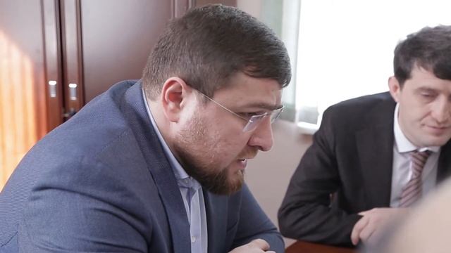 Рабочий визит побывал в ГАУ РД «Государственная экспертиза проектов» смотреть онлайн